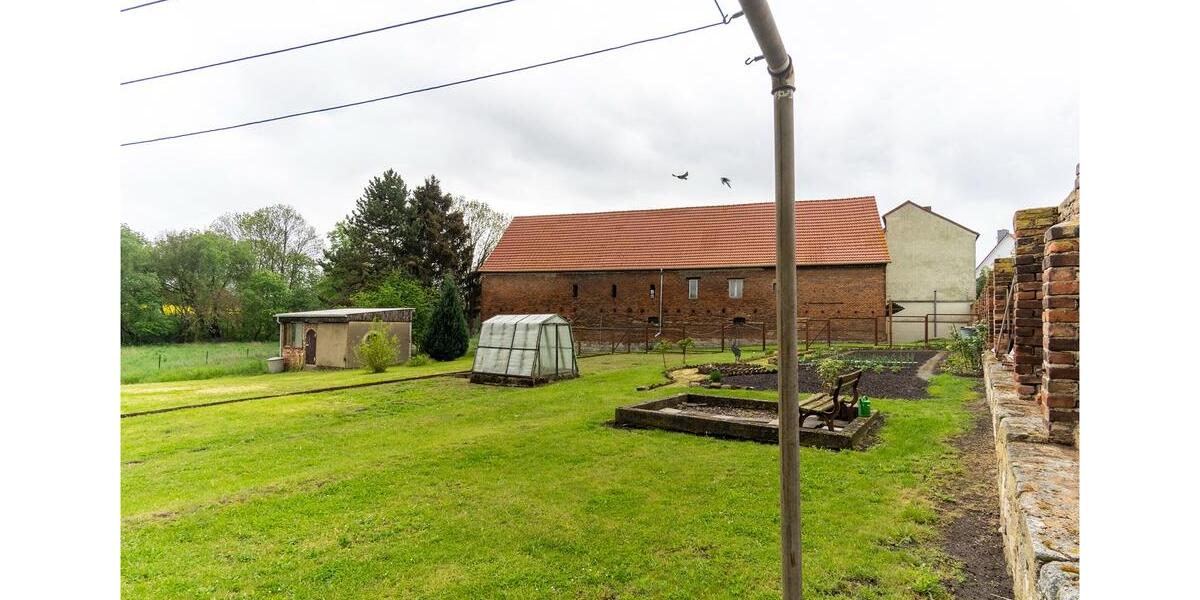 Mehrfamilienhaus, Wohnhaus Hohenmölsen - 10 Zimmer, 282 m&sup2;, 319.000&euro; | Angebot:26989304