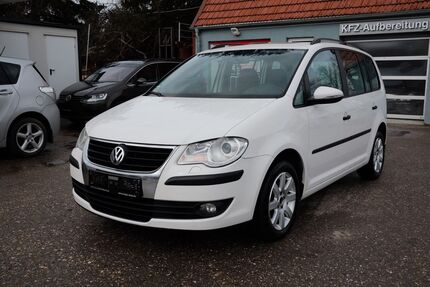 VW Touran 245.695 km 3.700 &euro; München 81249