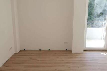 Wohnung Esslingen am Neckar Brühl - 3 Zimmer, 76 m&sup2;, 1.050&euro; | Angebot:25541889