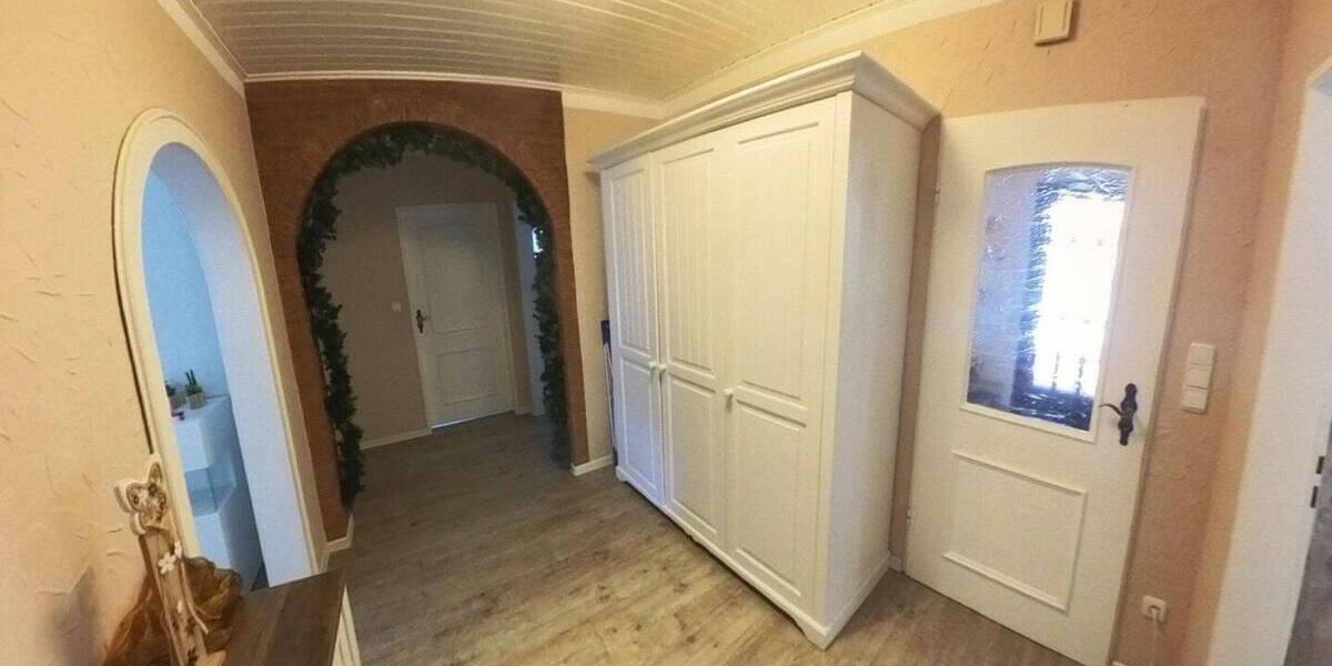 Mehrfamilienhaus, Wohnhaus Hameln Hilligsfeld - 8 Zimmer, 200 m&sup2;, 350.000&euro; | Angebot:26228809