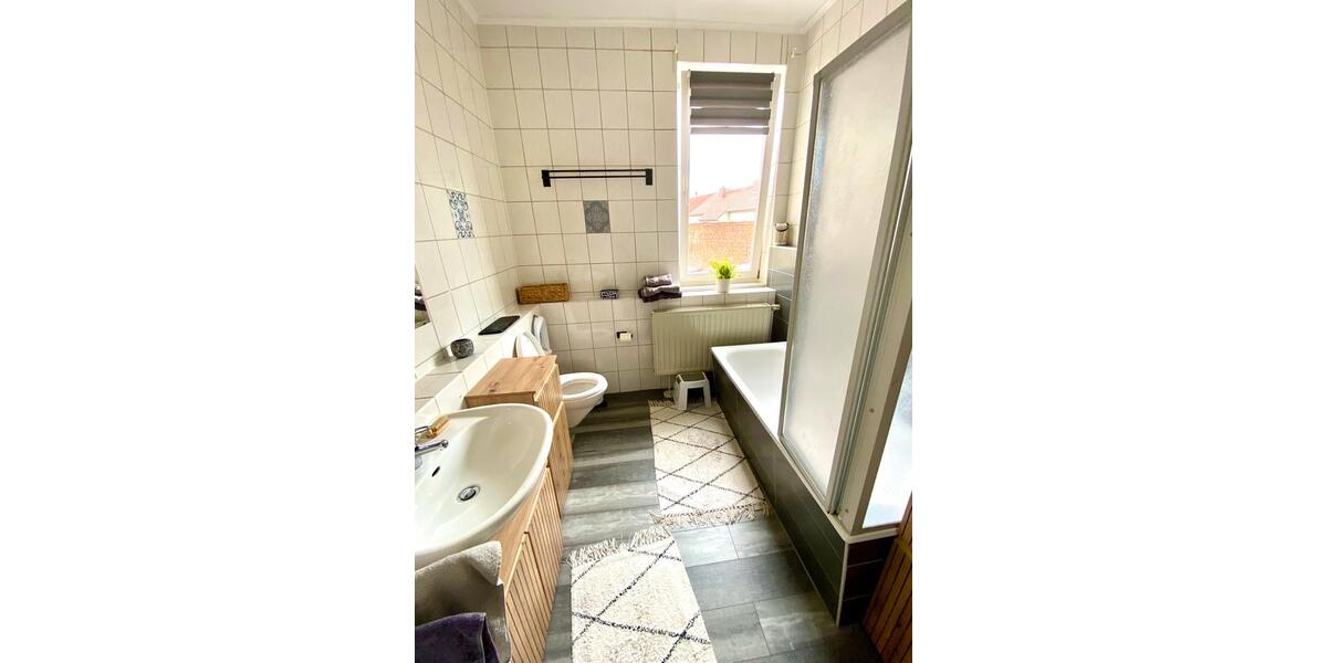 Etagenwohnung Arnstadt - 4 Zimmer, 91 m&sup2;, 788&euro; | Angebot:26638291