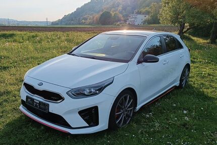 Kia ceed / Ceed 47.500 km 19.900 &euro; Singen (Hohentwiel) 78224