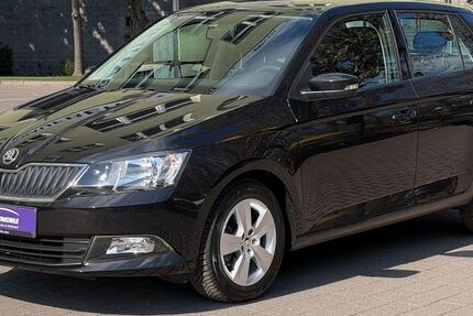 Skoda Fabia 23.076 km 14.999 &euro; Berlin 13089