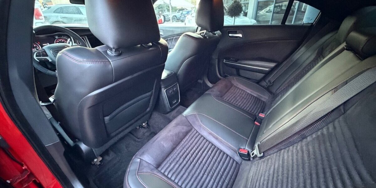 Dodge Charger 5.7 V8 HEMI R/T SRT 107.700 km 24.999 &euro; Rudolstadt 07407