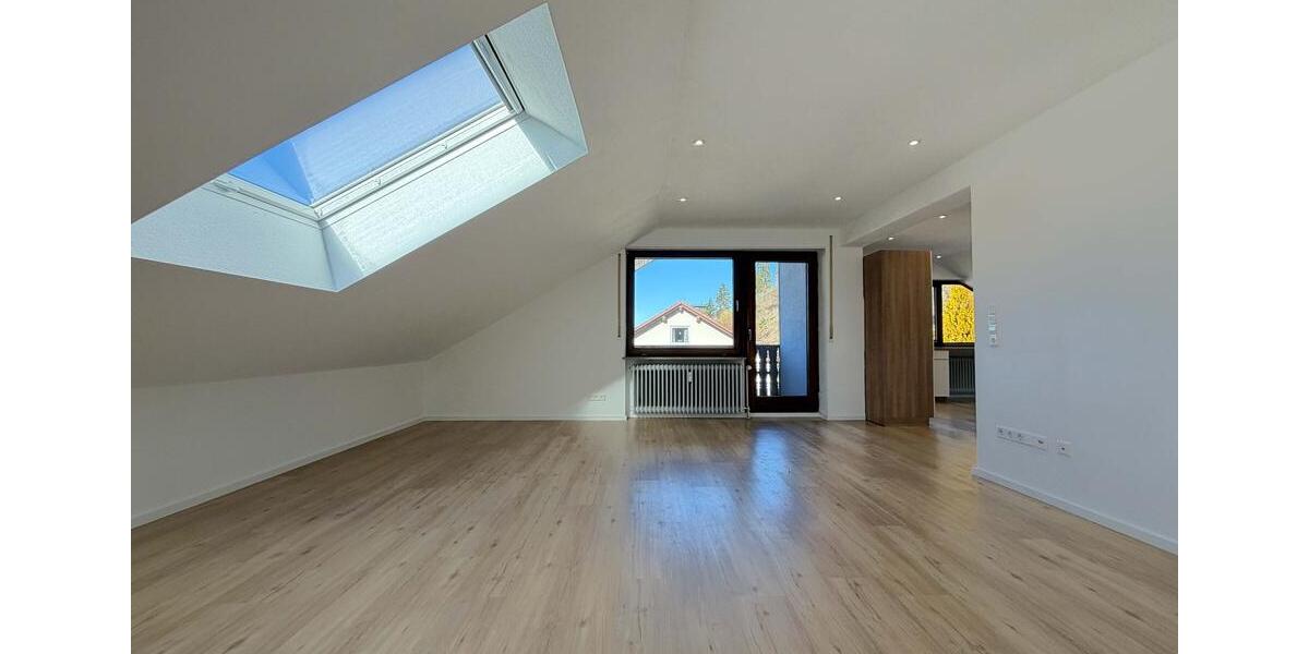 Etagenwohnung Rottweil - 5 Zimmer, 125 m&sup2;, 950&euro; | Angebot:25416486