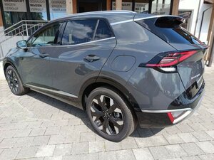 Kia SPORTAGE 1.6T PHEV PLUG&RIDE 4.900 km 35.990 &euro; Höhenkirchen-Siegertsbrun 85635