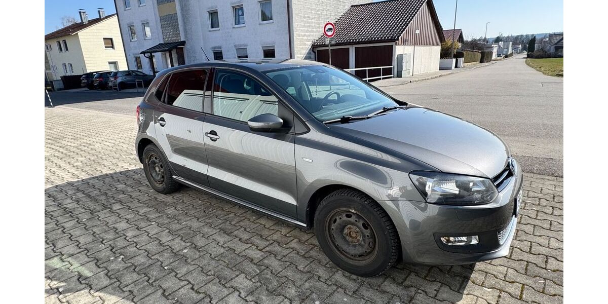 VW Polo 88.900 km 7.400 &euro; Eggenfelden 84307