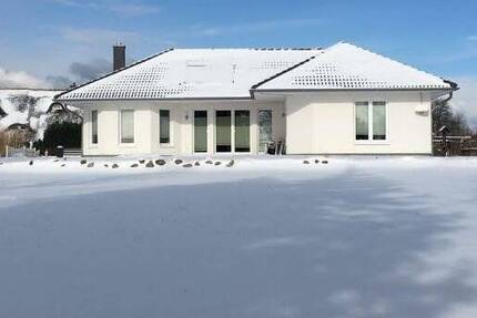 Direkt am Meer! Sofort einziehen oder Ferienvermietung. Winkelbungalow auf Bauland Insel Rügen 3 zimmer