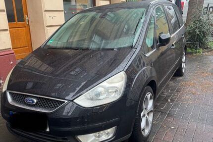 Ford Galaxy 215.000 km 4.900 € Köln 51063