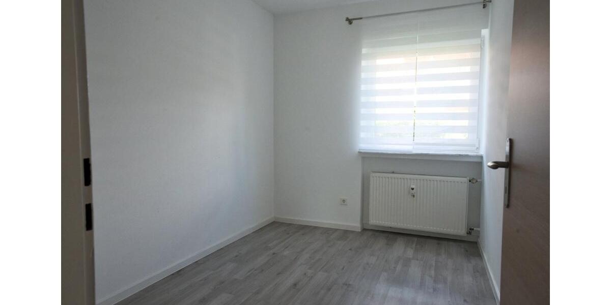 Erdgeschoßwohnung Rinteln - 5 Zimmer, 103 m&sup2;, 175.000&euro; | Angebot:26795667