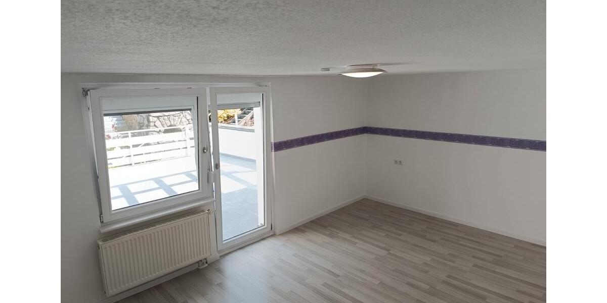 Terrassenwohnung Baden-Baden Lichtental - 3.5 Zimmer, 120 m&sup2;, 1.150&euro; | Angebot:26491782