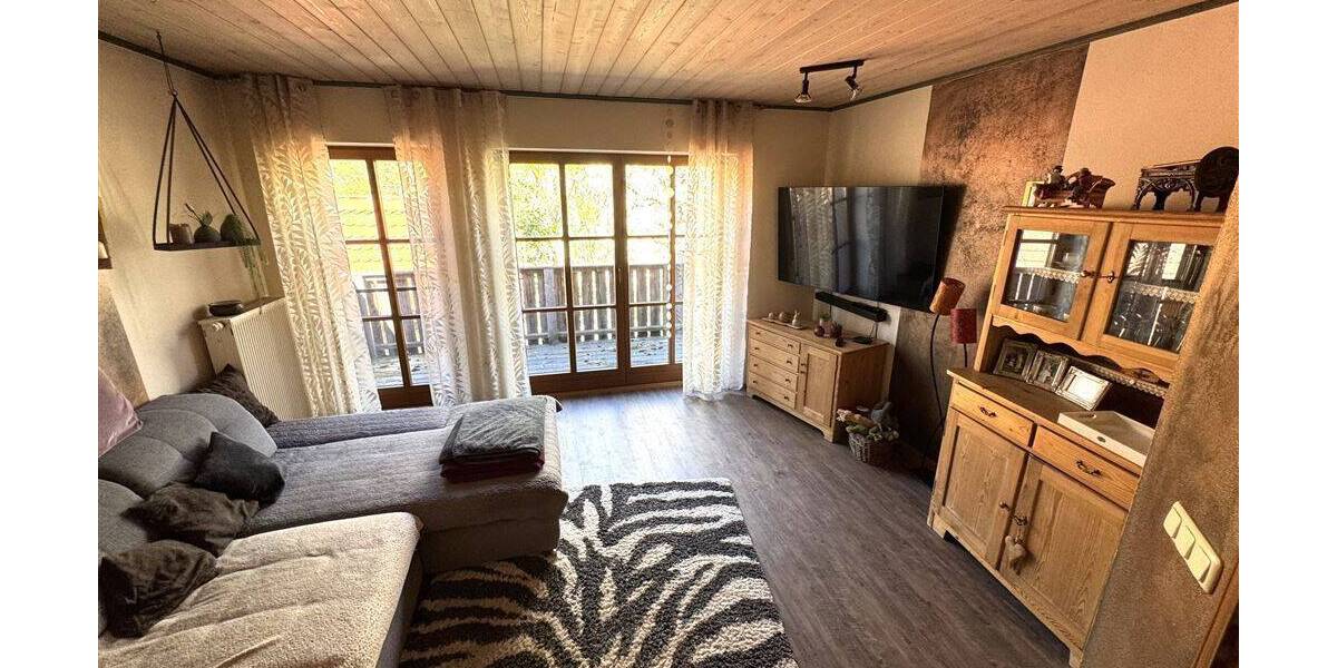 Mehrfamilienhaus, Wohnhaus Leutershausen - 8 Zimmer, 205 m&sup2;, 429.000&euro; | Angebot:26417545