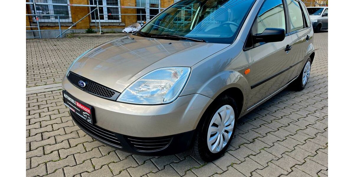 Ford Fiesta 89.800 km 2.990 &euro; Leipzig 04328
