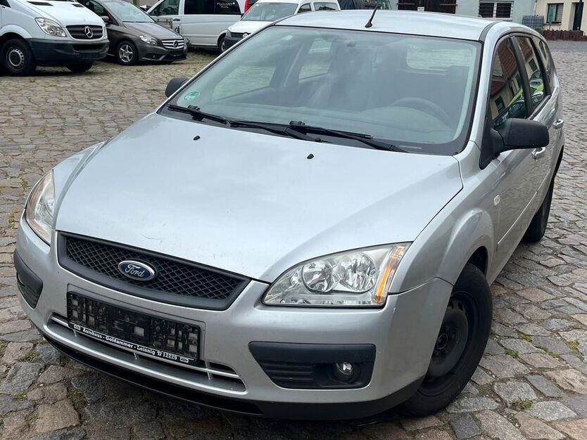 Ford Focus 237.000 km 800 € Torgau 04860