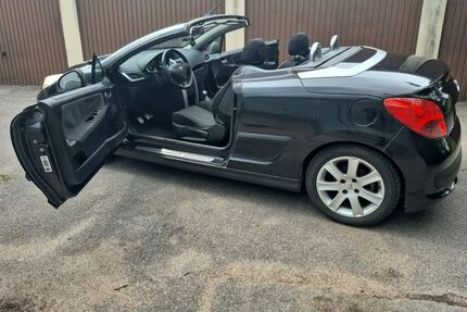 Peugeot 207 172.000 km 1.250 &euro; Hamburg 21129