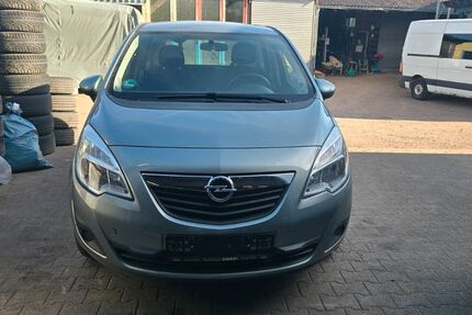 Opel Meriva 144.000 km 3.500 &euro; schopfheim 79650