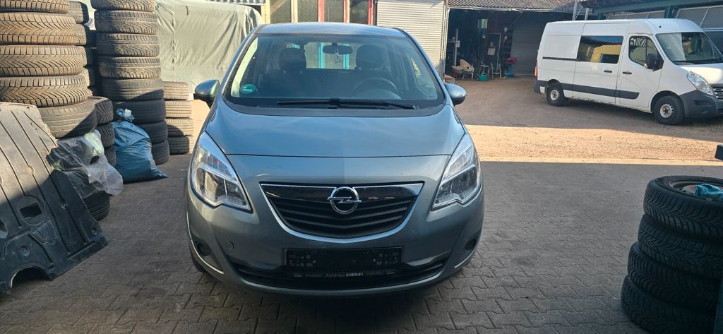 Opel Meriva 144.000 km 3.500 &euro; schopfheim 79650