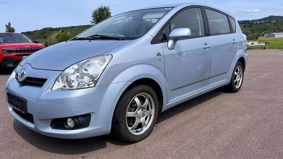 Corolla Verso