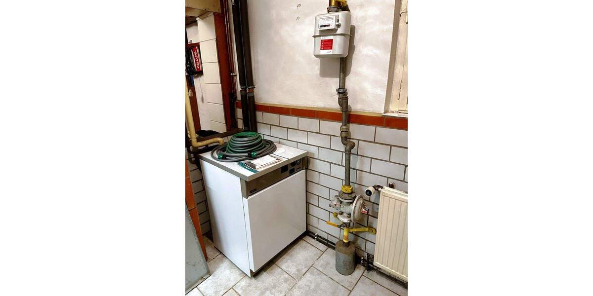 Einfamilienhaus Sitzendorf - 7 Zimmer, 190 m&sup2;, 125.000&euro; | Angebot:25725772