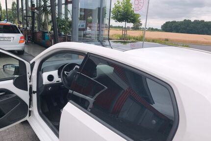 Seat Mii 37.950 km 8.700 &euro; Mönchengladbach 41199