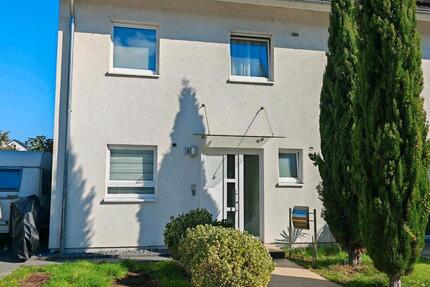 Haus Karlsruhe Knielingen - 5 Zimmer, 169 m&sup2;, 1.100.000&euro; | Angebot:23133196