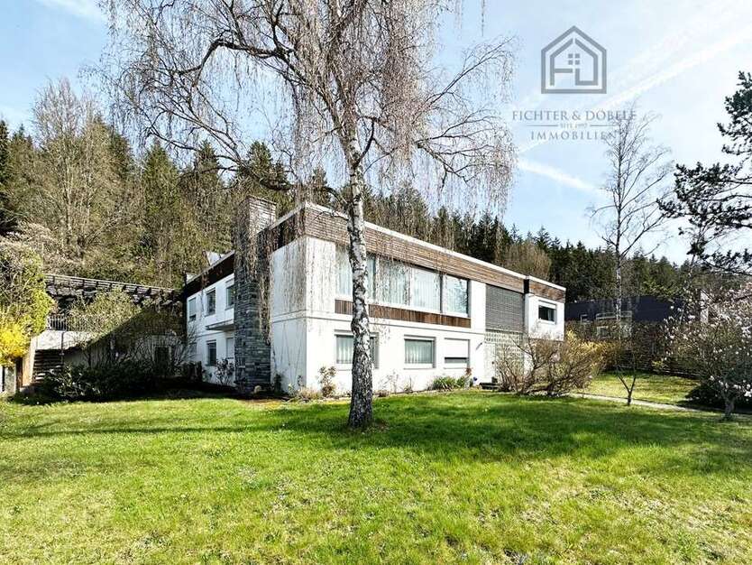 Haus zum Kaufen in Tuttlingen 1.095.000 € 464 m²