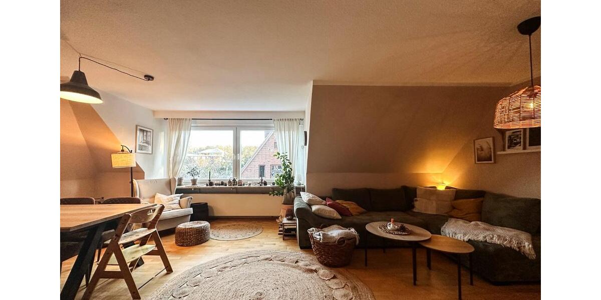 Dachgeschoßwohnung Malente - 3 Zimmer, 80 m&sup2;, 830&euro; | Angebot:25415917