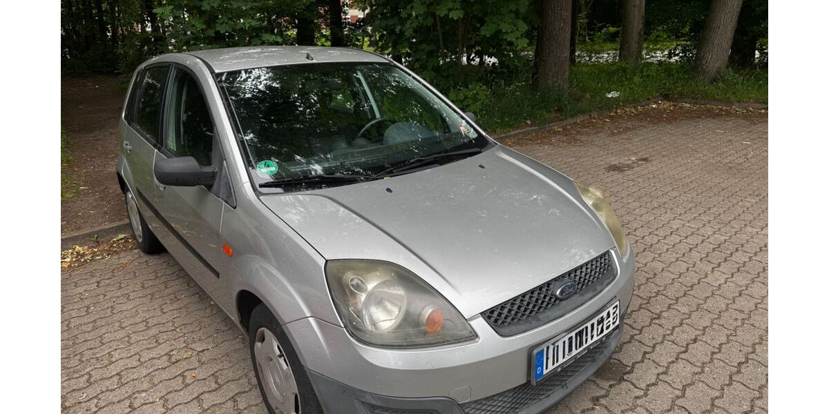 Ford Fiesta 166.000 km 1.099 &euro; Hamburg 22047