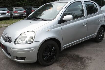 Toyota Yaris 160.000 km 1.750 &euro; Bad Grund 37539
