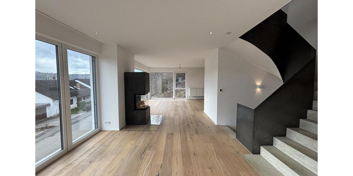 Einfamilienhaus Remshalden - 7 Zimmer, 211 m&sup2;, 3.000&euro; | Angebot:24808098