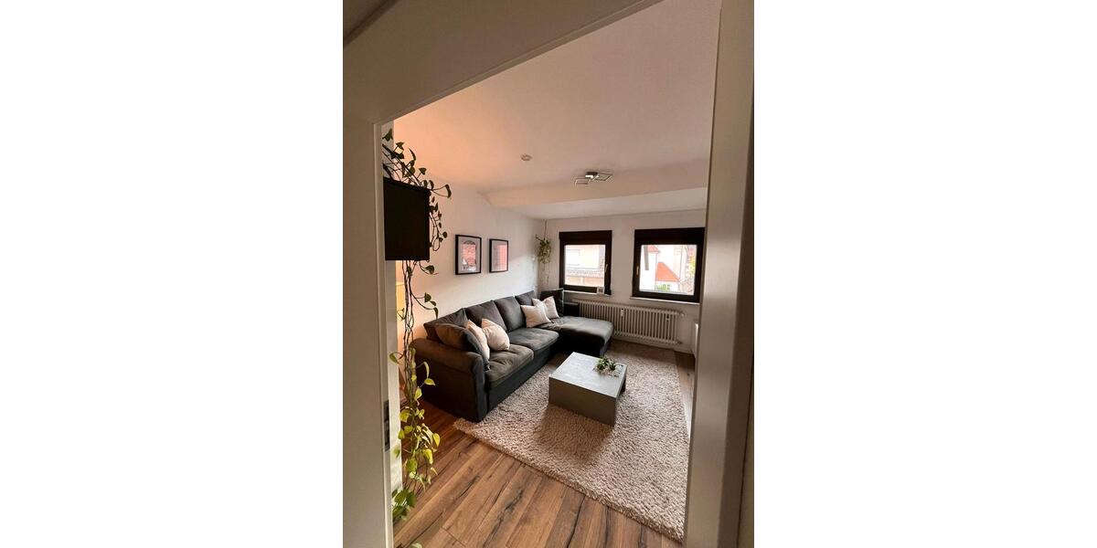 Dachgeschoßwohnung Schriesheim - 4 Zimmer, 86 m&sup2;, 1.200&euro; | Angebot:26286468