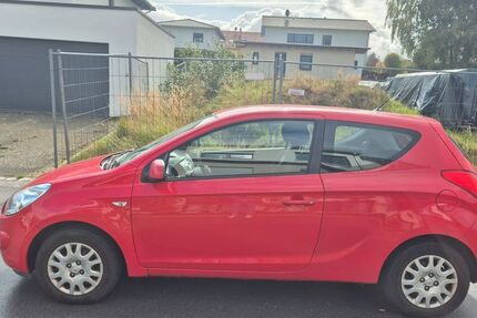 Hyundai i20 49.500 km 3.200 € Passau 94034