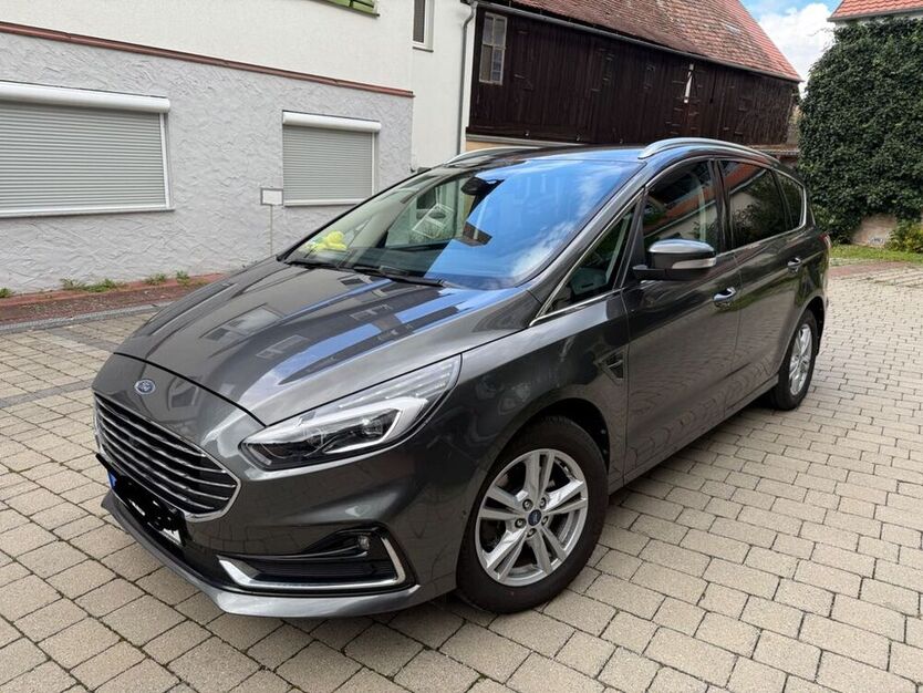 S-Max