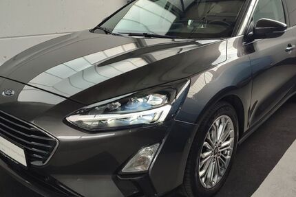 Ford Focus 58.200 km 13.650 &euro; Neustadt a. d. Weinstr. 67435