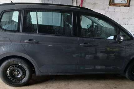 VW Touran 52.200 km 28.000 &euro; Harxheim 55296