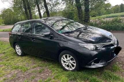 Toyota Auris 101.000 km 11.500 &euro; Lohne 49393