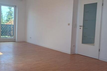 Wohnung Salzkotten - 1 Zimmer, 64 m&sup2;, 627&euro; | Angebot:24732159