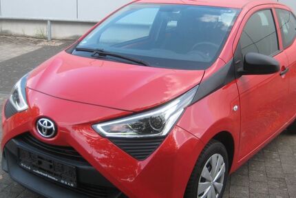 Toyota Aygo (X) 100.195 km 6.900 € Krefeld 47800