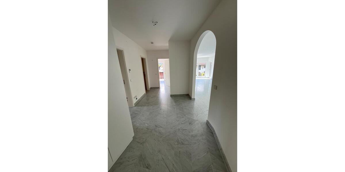 Etagenwohnung Garmisch-Partenkirchen Breitenau - 4 Zimmer, 160 m&sup2;, 1.200.000&euro; | Angebot:27116808