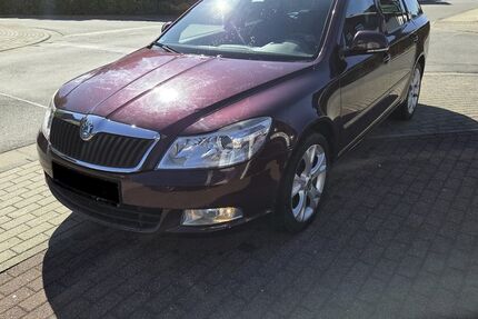 Skoda Octavia 210.000 km 4.500 &euro; Vöhl 34516