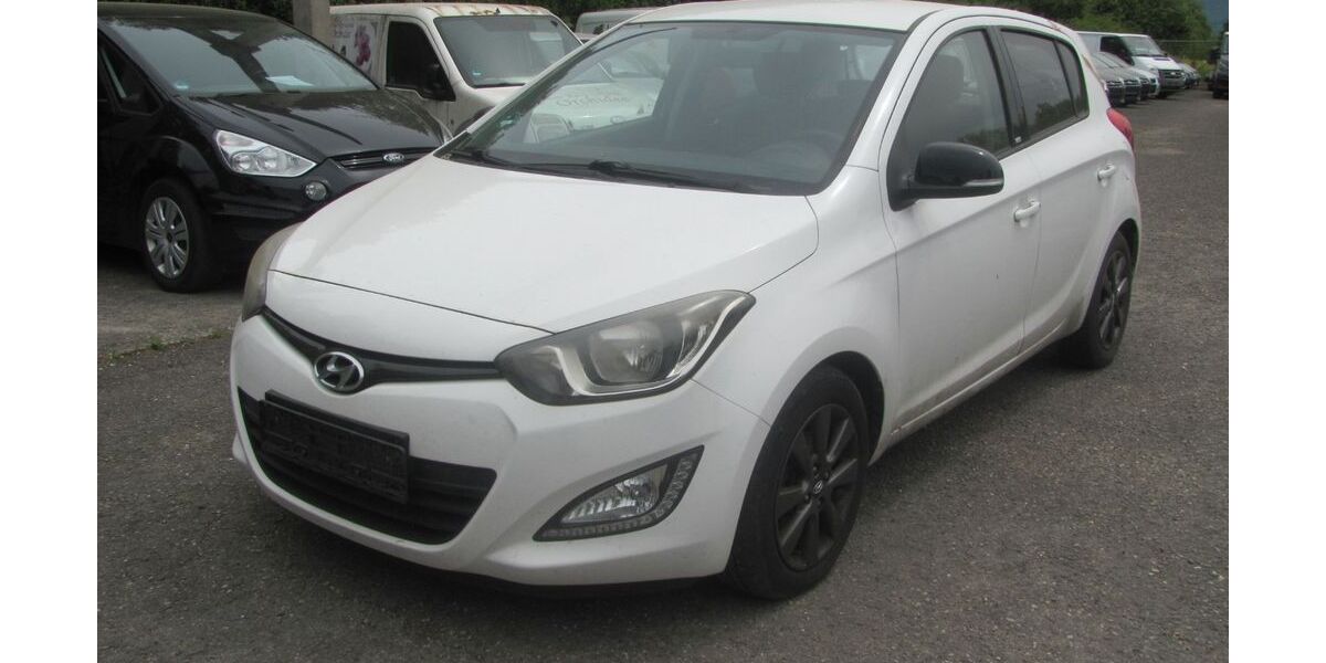Hyundai i20 174.200 km 2.590 &euro; Kirchheim unter Teck 73230