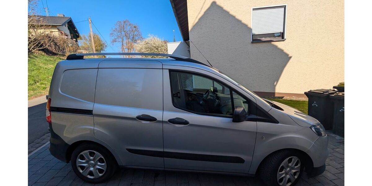 Ford Transit Courier 97.300 km 8.850 &euro; Rheinbach 53359