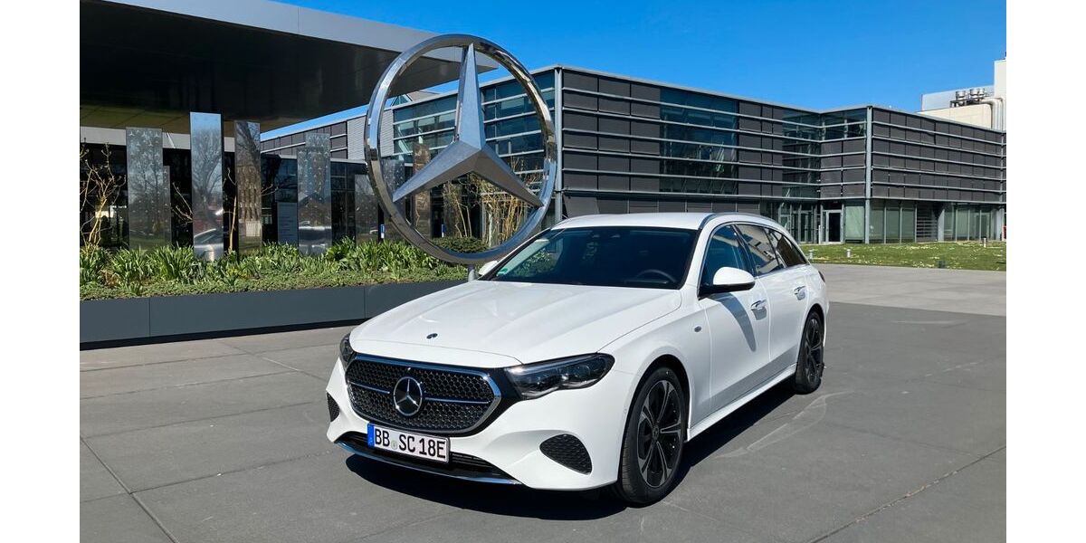 Mercedes-Benz E 300 20.000 km 62.790 &euro; Böblingen 71034