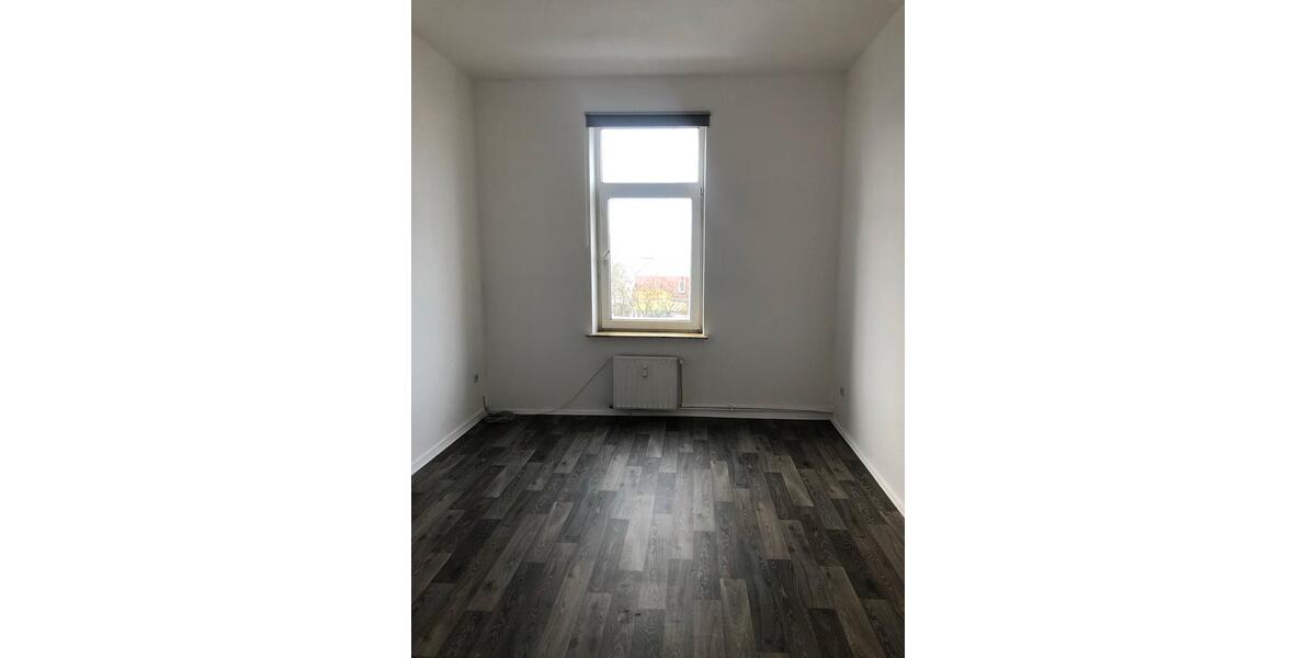 Etagenwohnung Wilhelmshaven - 3 Zimmer, 76 m&sup2;, 85.000&euro; | Angebot:25867144