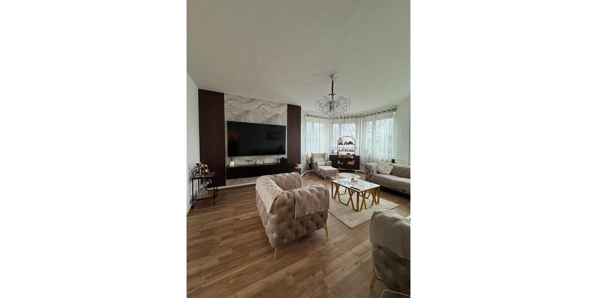 Mehrfamilienhaus, Wohnhaus Krefeld Gellep-Stratum - 9 Zimmer, 307 m&sup2;, 480.000&euro; | Angebot:25375756