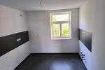 attraktive Kapitalanlage - vermietete 4-Raum-Wohnung im Grünen mit Balkon und Stellplatz - Etagenwohnung Gera | Angebot:27362900