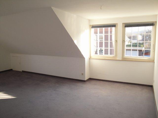 Dachgeschoßwohnung Barsinghausen - 3 Zimmer, 75 m&sup2;, 600&euro; | Angebot:26374688