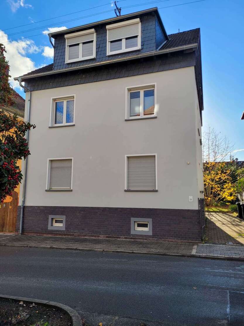Haus zum Kaufen in Dreieich 850.000 € 151.76 m² 7.5 zimmer
