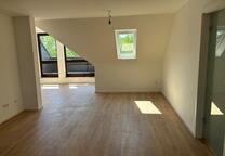 Stilvolle sanierte 4-Zimmer-Wohnung mit EBK in Erlangen