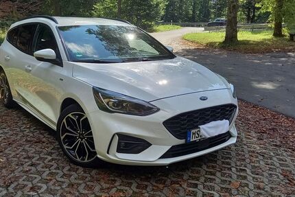 Ford Focus 31.500 km 18.400 &euro; Heigenbrücken 63869